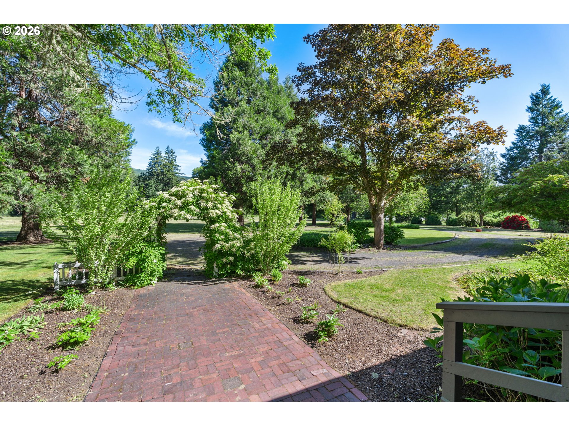 42086 HOLDEN CREEK LN