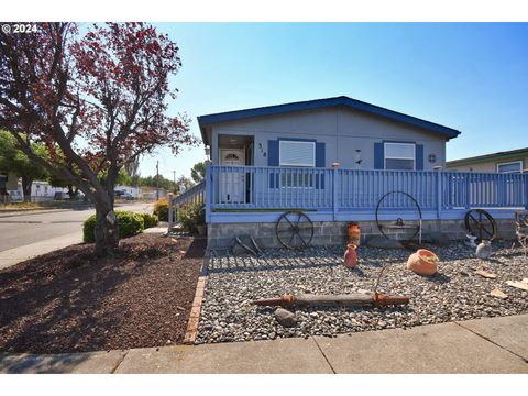 A home in The Dalles