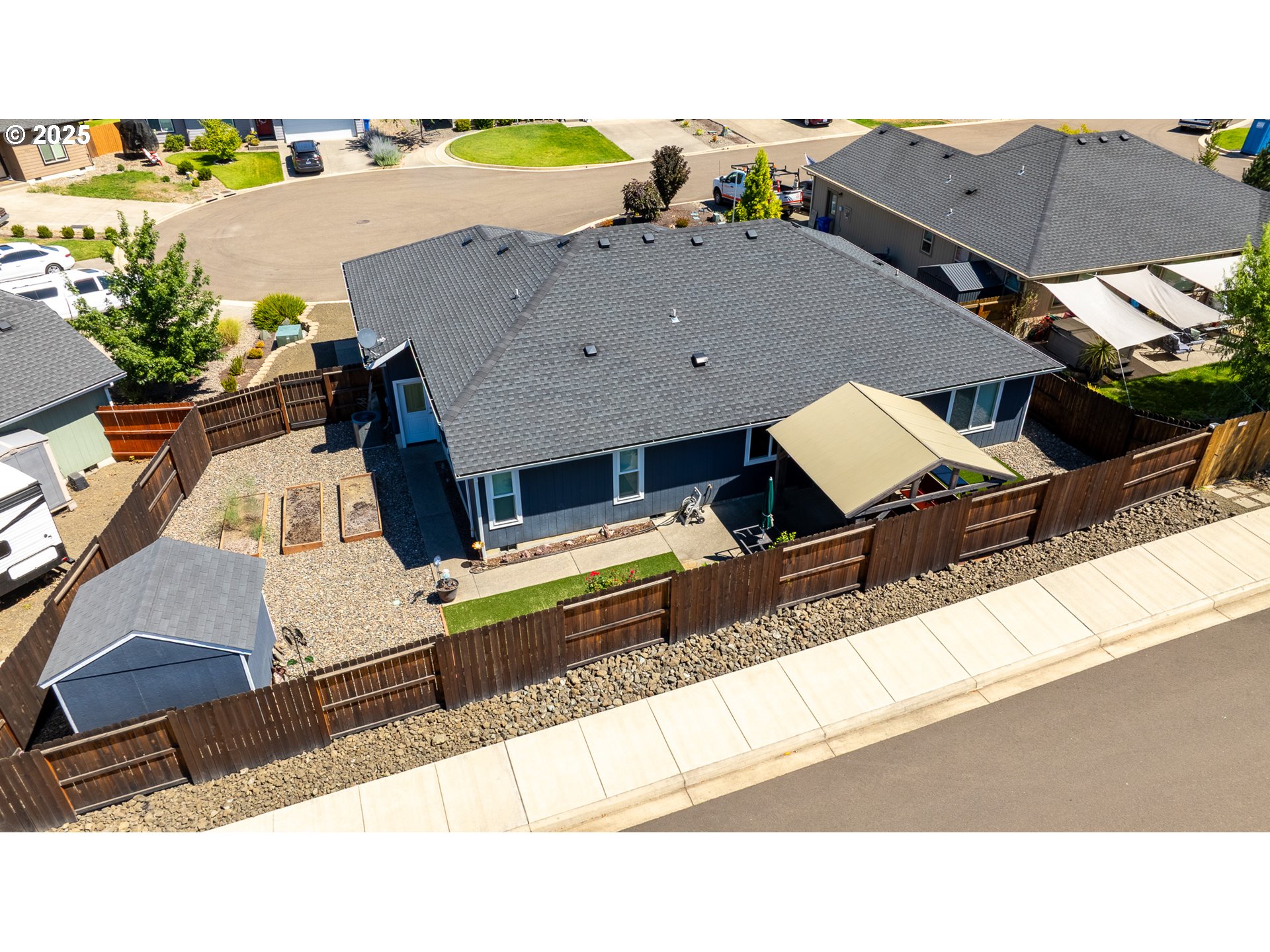 240 BRAXTON CT