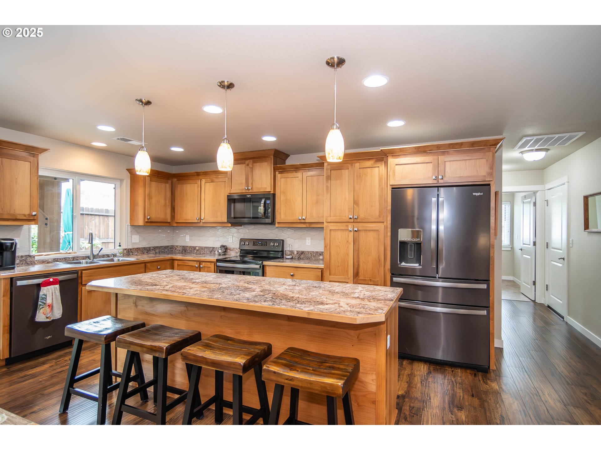 240 BRAXTON CT