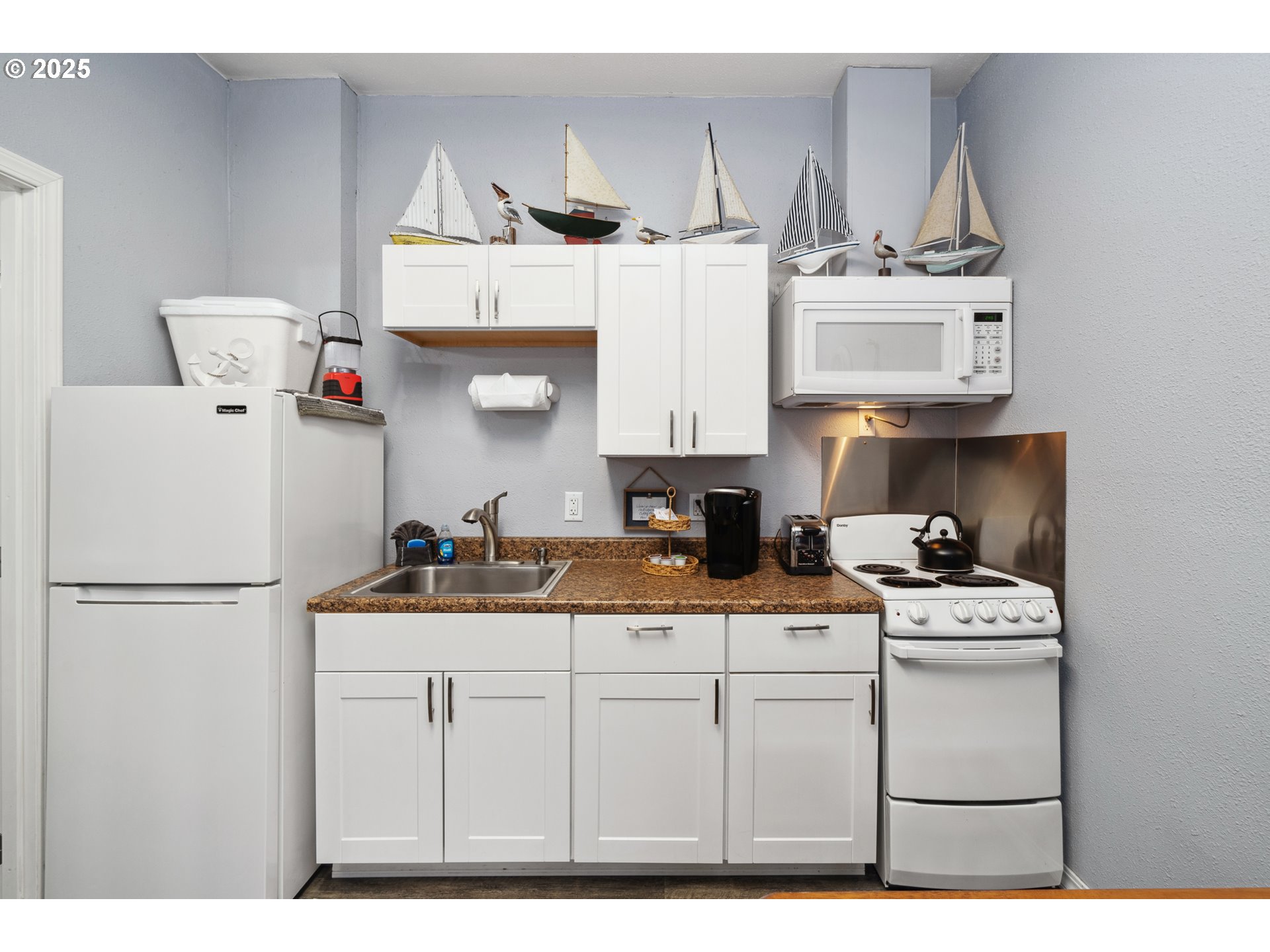 Rockaway Beach, Oregon 97136, United States, 4 Bedrooms Bedrooms, ,3 BathroomsBathrooms,Residential,Active,10628