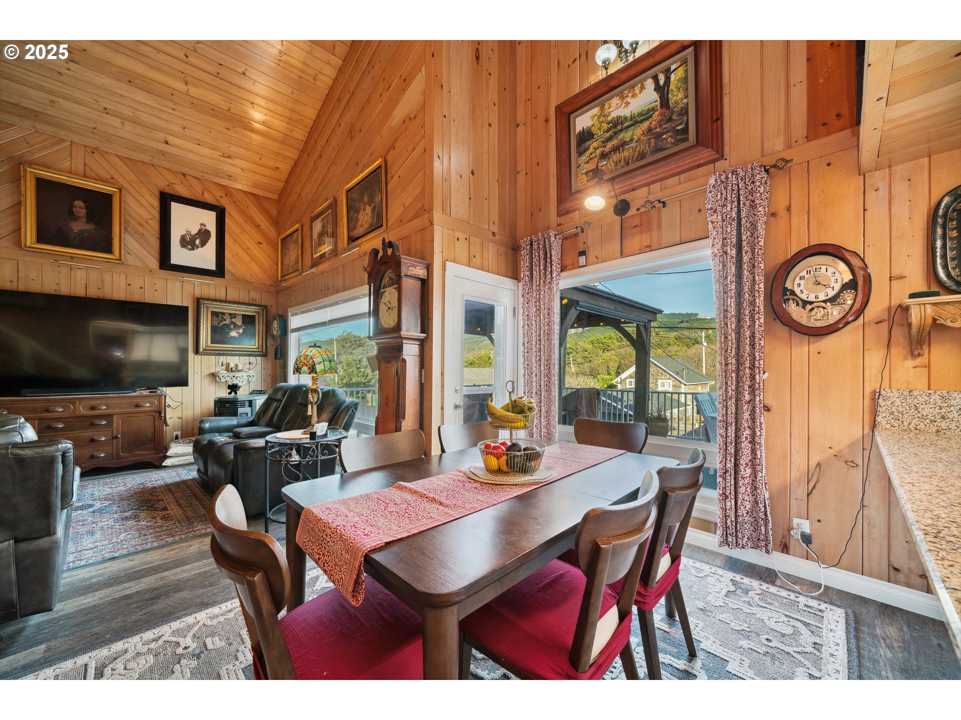 Rockaway Beach, Oregon 97136, United States, 4 Bedrooms Bedrooms, ,3 BathroomsBathrooms,Residential,Active,10628