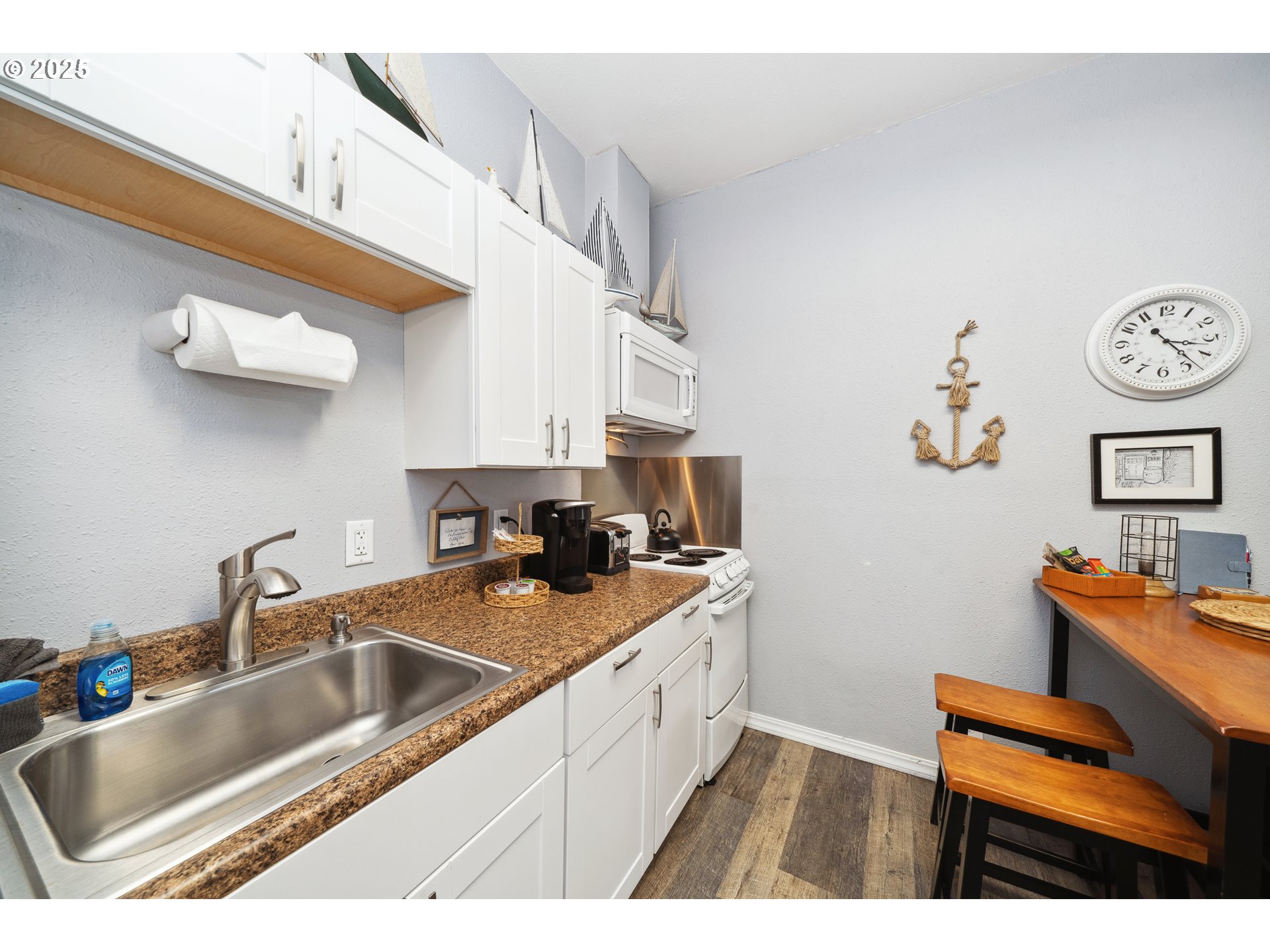 Rockaway Beach, Oregon 97136, United States, 4 Bedrooms Bedrooms, ,3 BathroomsBathrooms,Residential,Active,10628