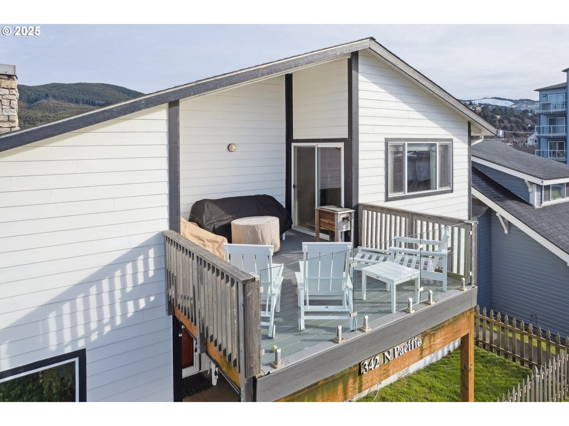 Rockaway Beach, Oregon 97136, United States, 4 Bedrooms Bedrooms, ,3 BathroomsBathrooms,Residential,Active,10628