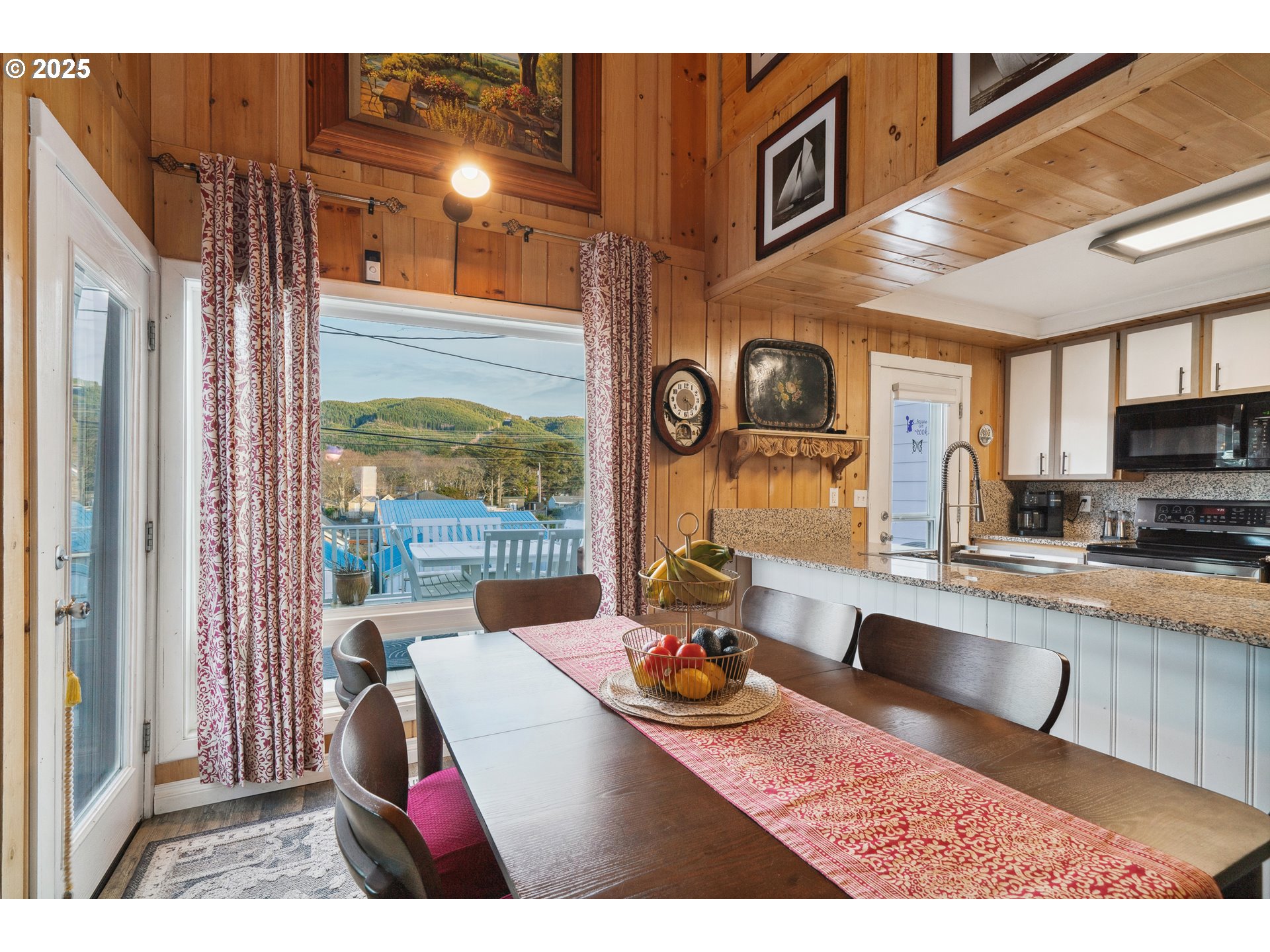 Rockaway Beach, Oregon 97136, United States, 4 Bedrooms Bedrooms, ,3 BathroomsBathrooms,Residential,Active,10628