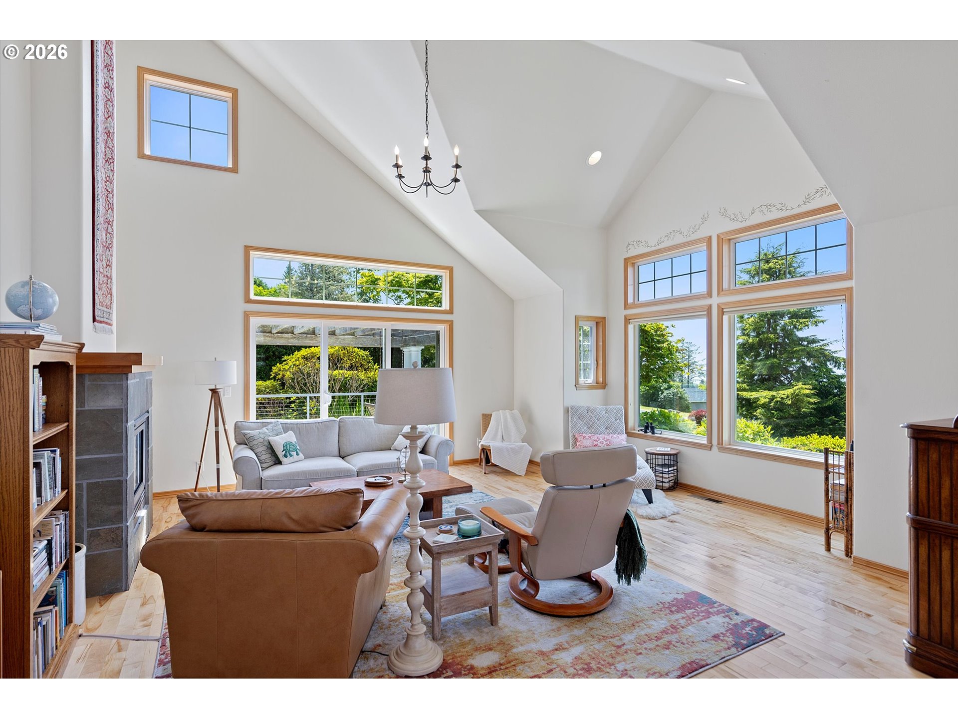 6535 Pacific Overlook DR