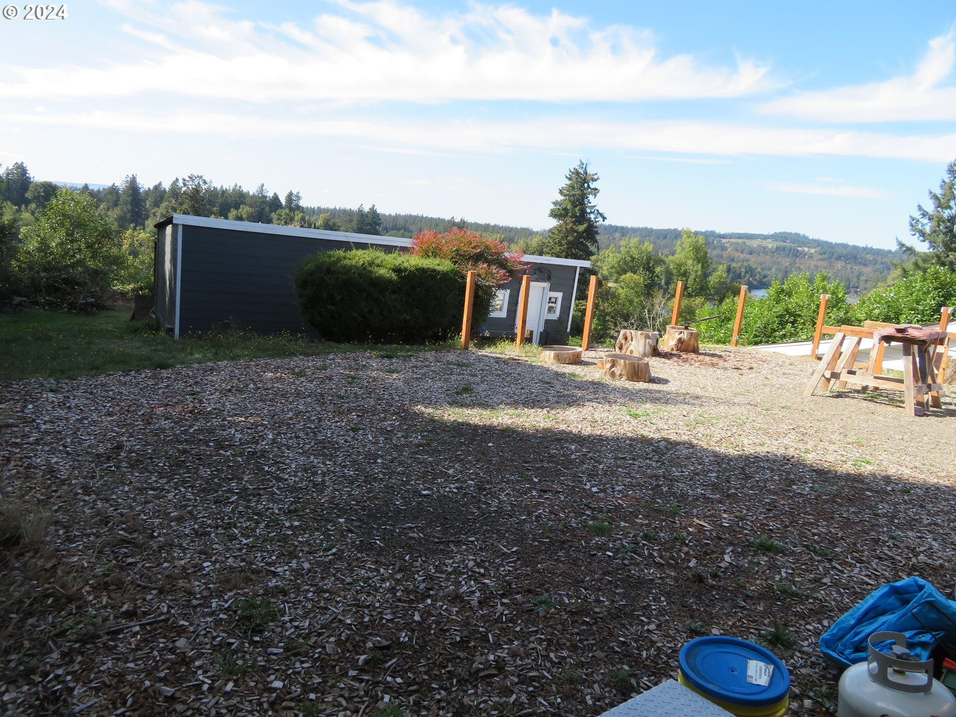 21685 S HIGHWAY 99E