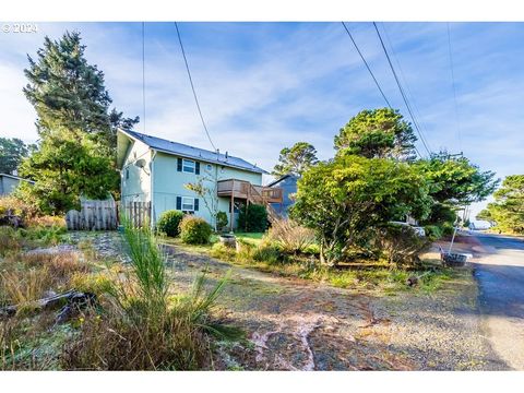 A home in Depoe Bay