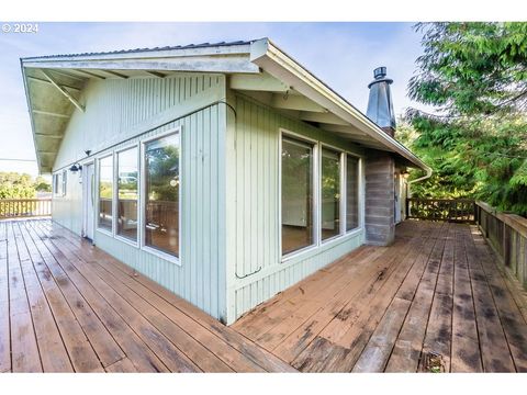 A home in Depoe Bay