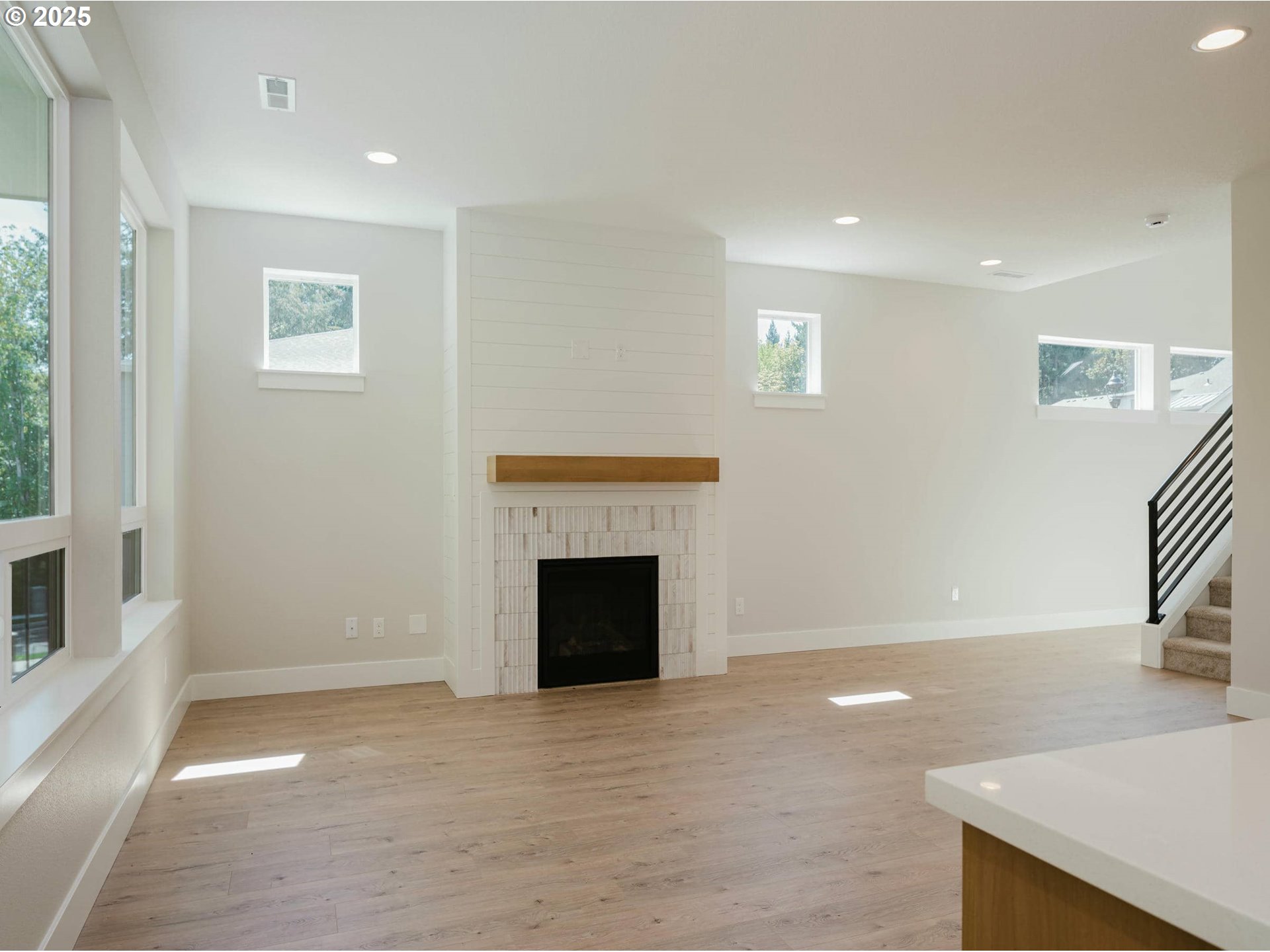 15650 SW Missouri AVE