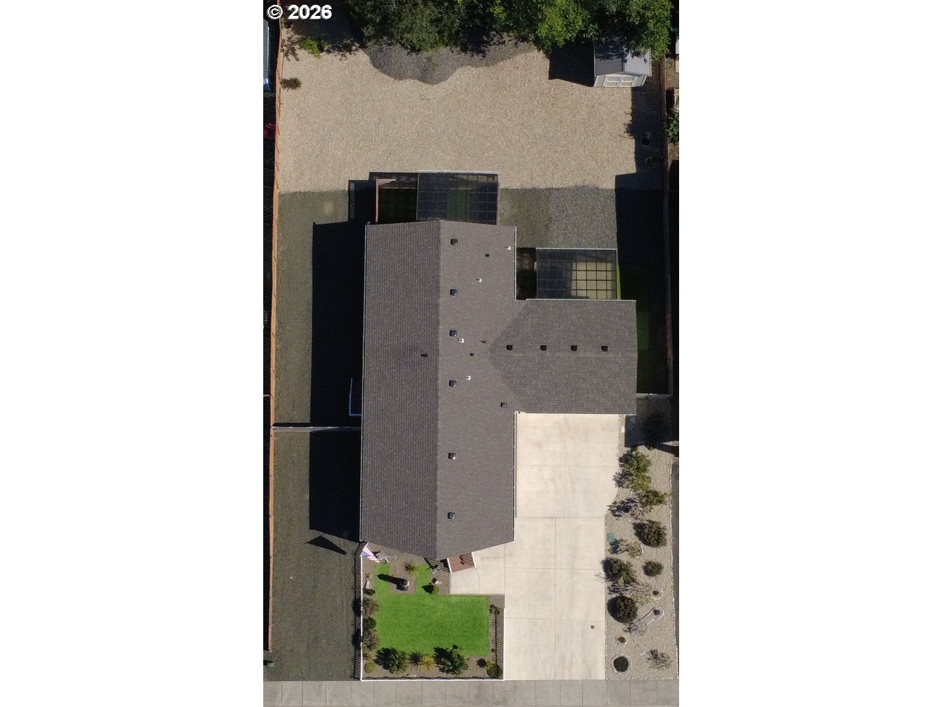 1060 CEDAR LOOP