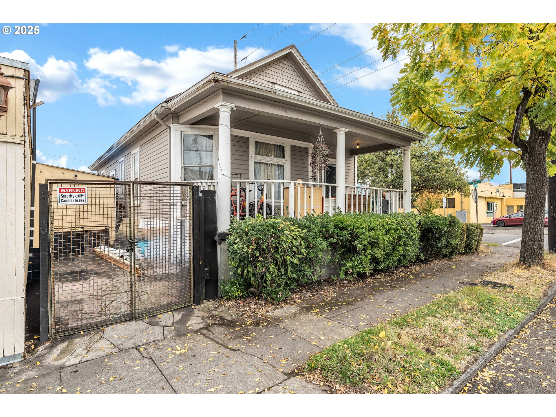 1736 SE 7TH AVE
