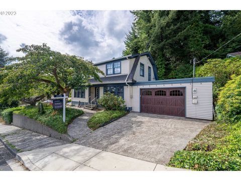 345 N 5TH ST Coos Bay OR 97420