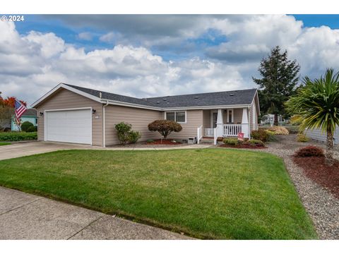 A home in Roseburg