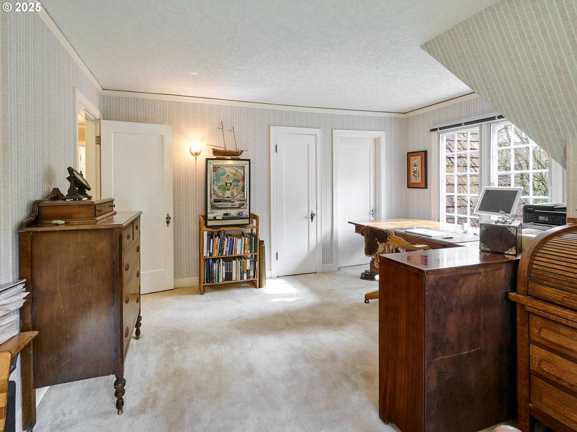 Oregon City, Oregon 97045, United States, 3 Bedrooms Bedrooms, ,4 BathroomsBathrooms,Residential,Active,97967