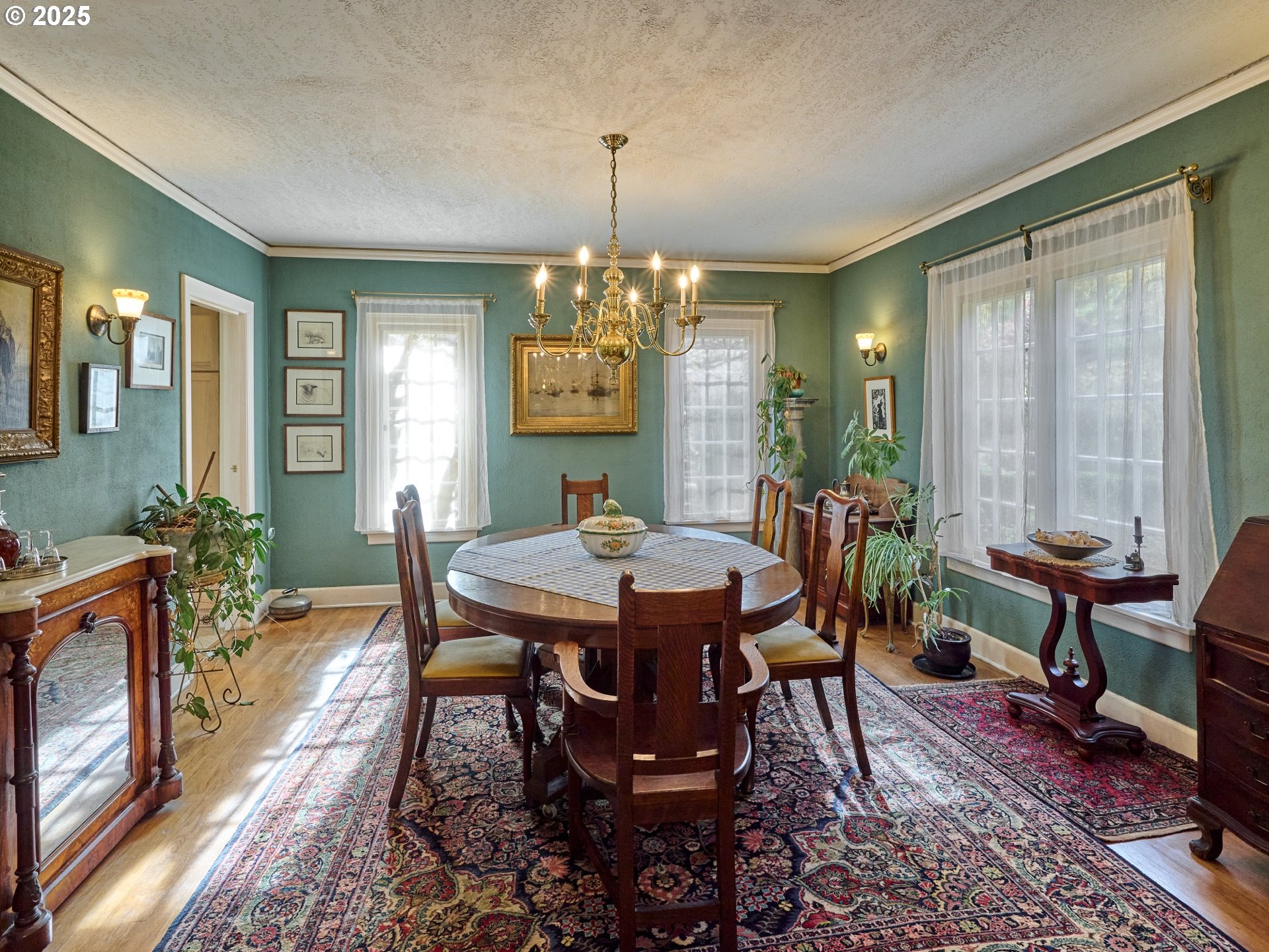 Oregon City, Oregon 97045, United States, 3 Bedrooms Bedrooms, ,4 BathroomsBathrooms,Residential,Active,97967