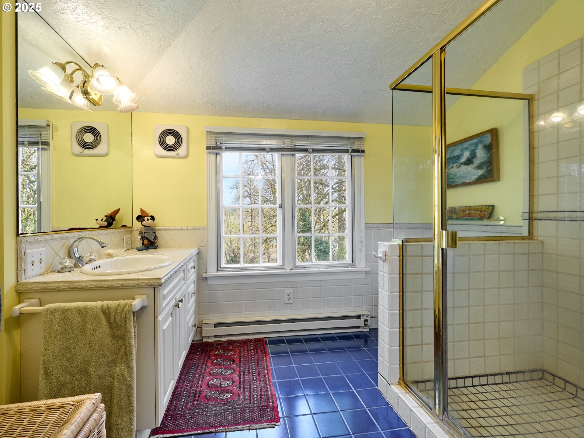 Oregon City, Oregon 97045, United States, 3 Bedrooms Bedrooms, ,4 BathroomsBathrooms,Residential,Active,97967