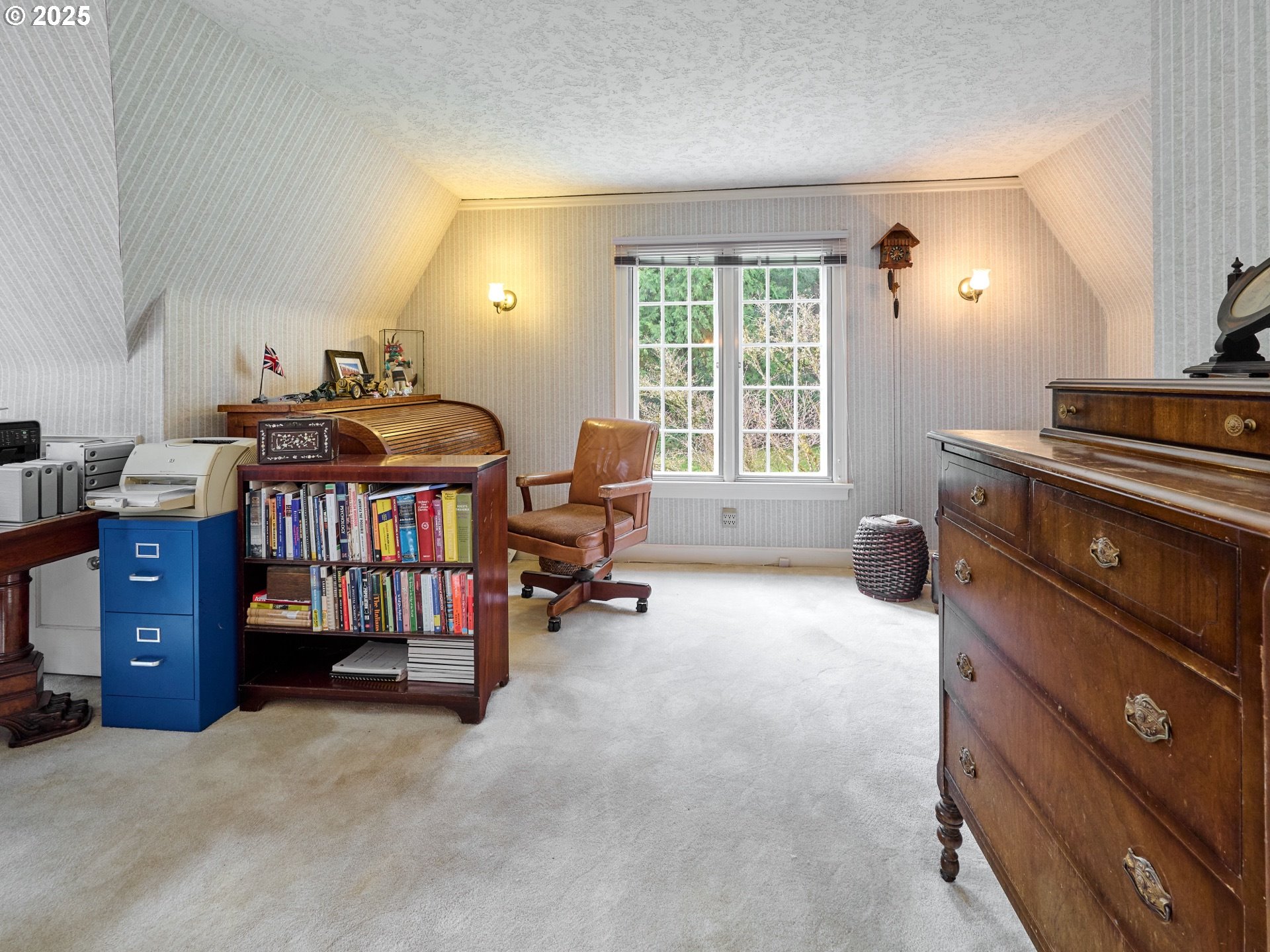 Oregon City, Oregon 97045, United States, 3 Bedrooms Bedrooms, ,4 BathroomsBathrooms,Residential,Active,97967