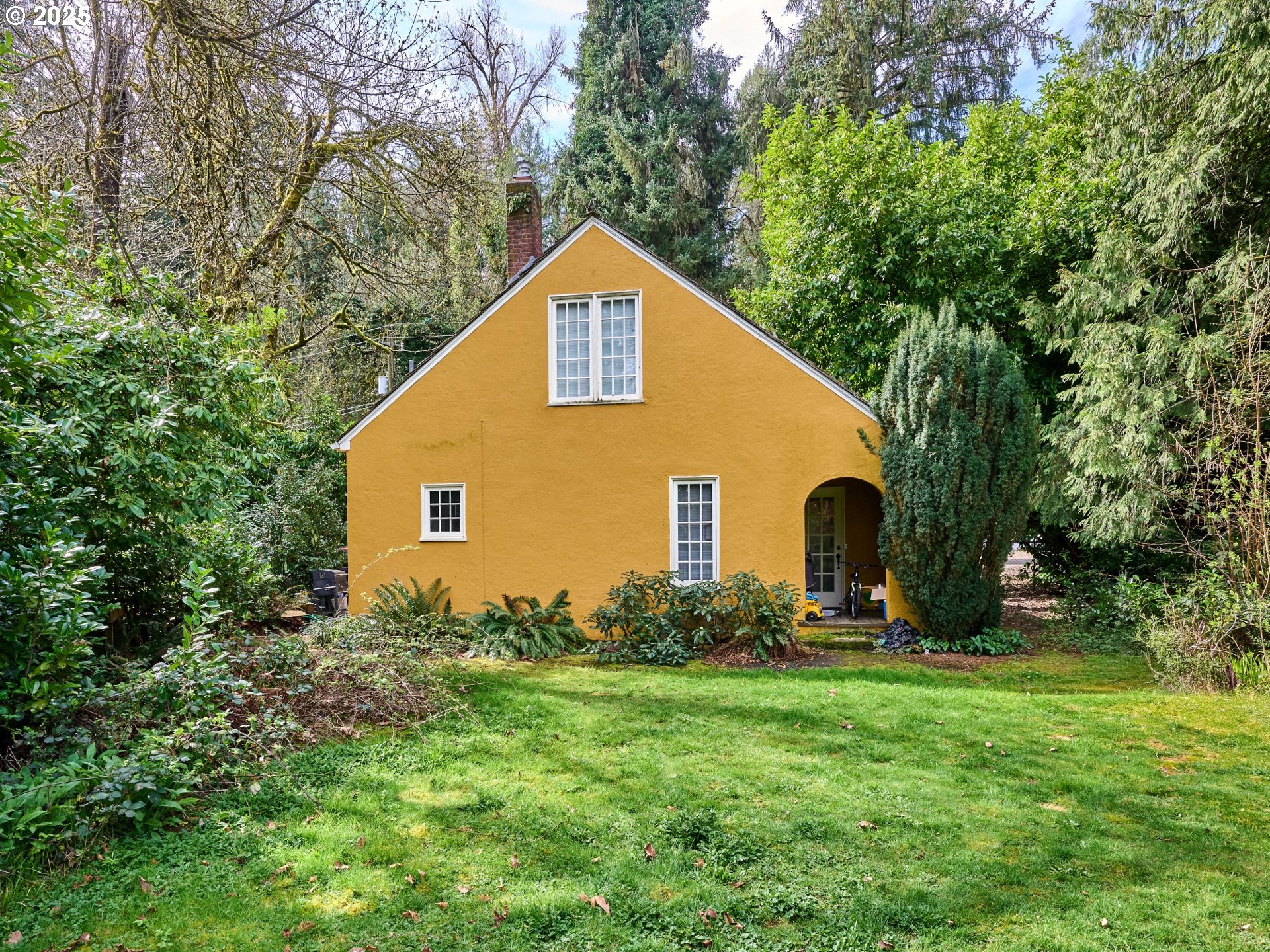 Oregon City, Oregon 97045, United States, 3 Bedrooms Bedrooms, ,4 BathroomsBathrooms,Residential,Active,97967