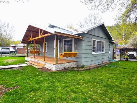 200 N HUMBOLT ST Canyon City OR 97820