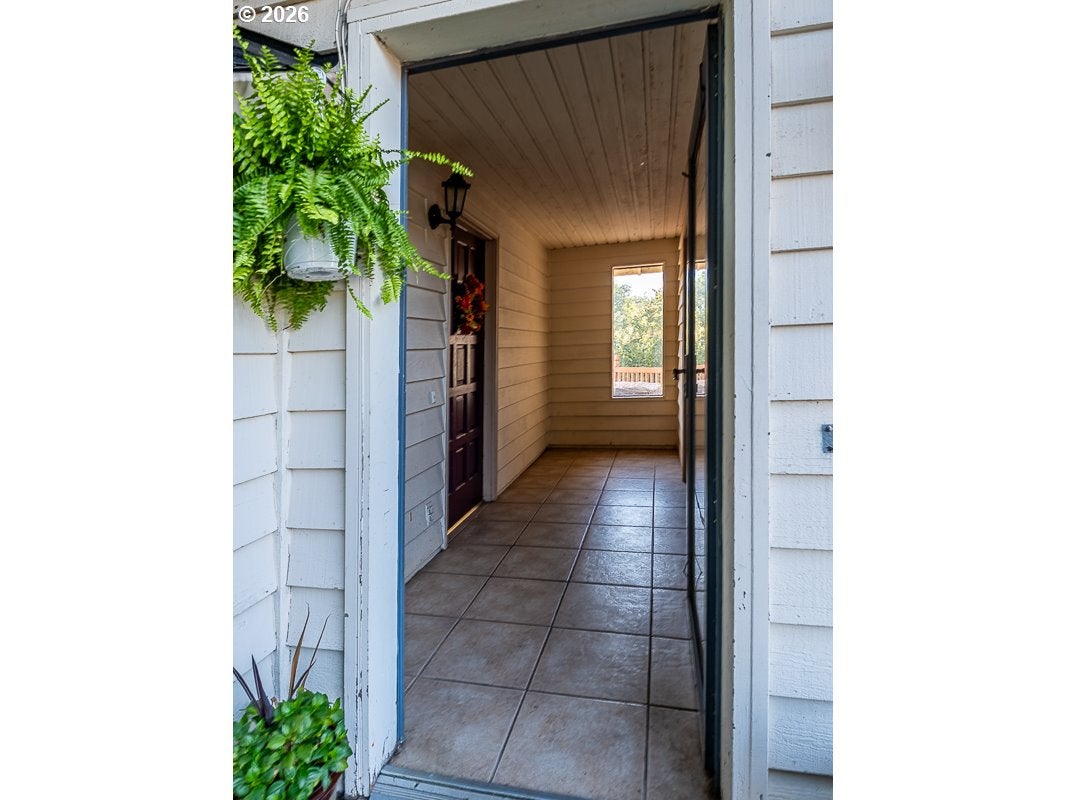 11896 SE KEHRLI DR