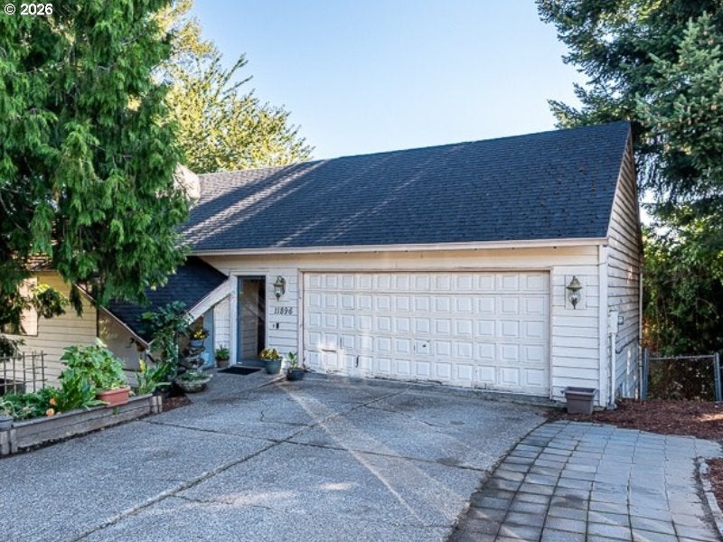 11896 SE KEHRLI DR