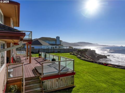 98686 FOX DR Brookings OR 97415