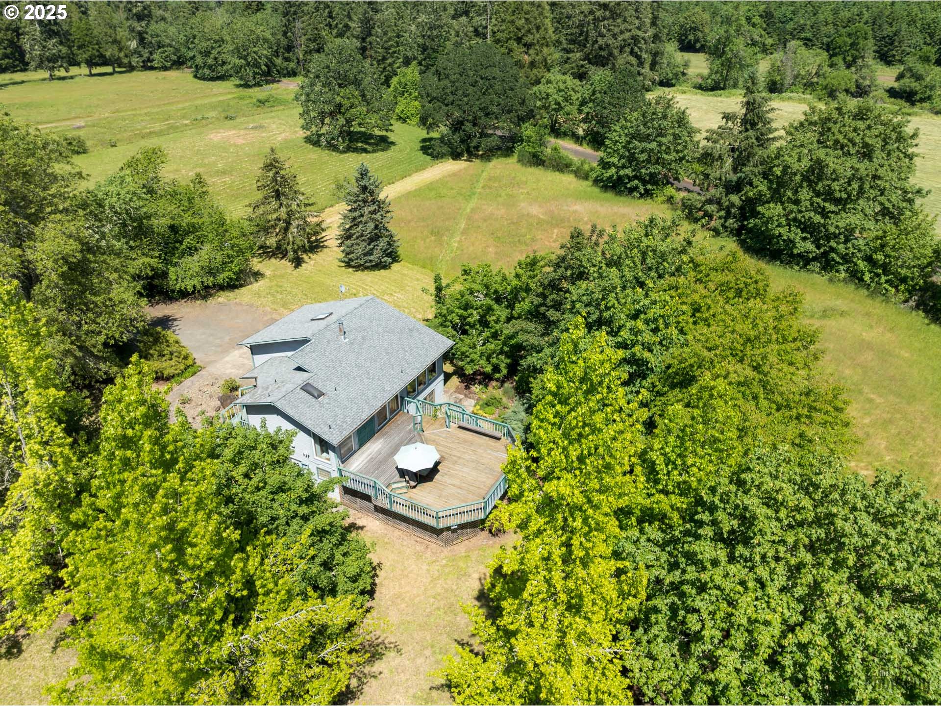 Cottage Grove, Oregon 97424, United States, 3 Bedrooms Bedrooms, ,3 BathroomsBathrooms,Residential,Active,15463