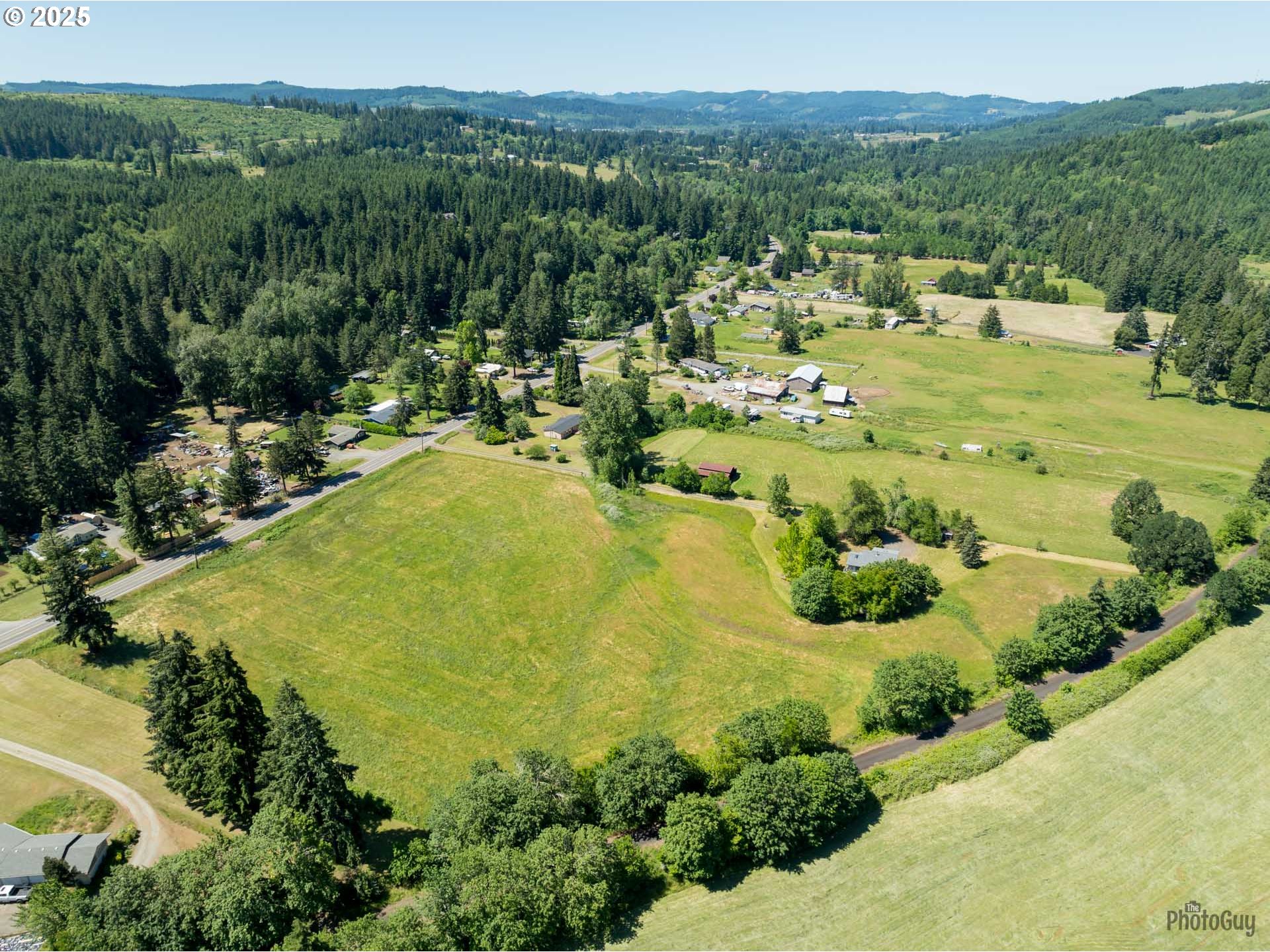 Cottage Grove, Oregon 97424, United States, 3 Bedrooms Bedrooms, ,3 BathroomsBathrooms,Residential,Active,15463