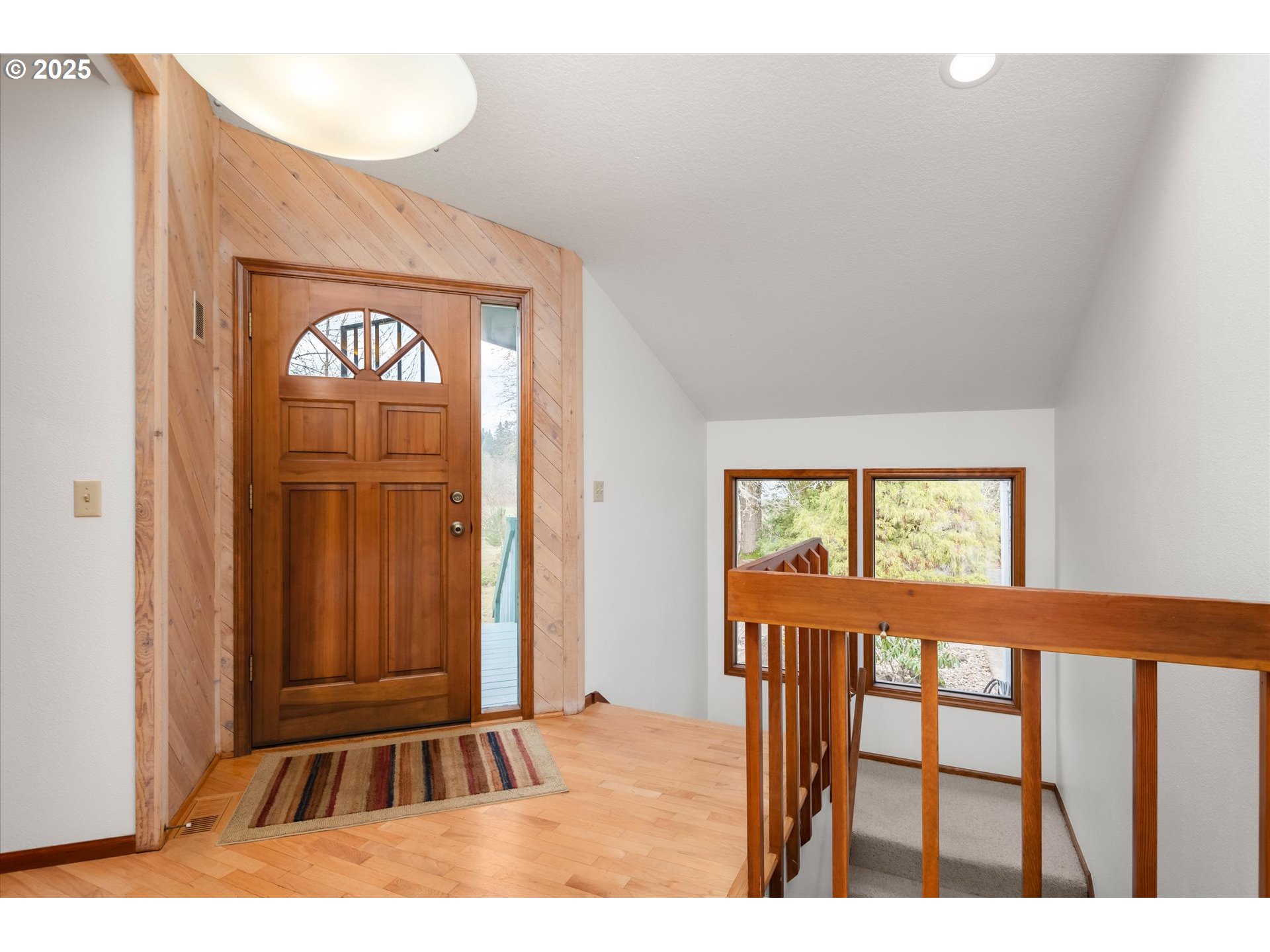 Cottage Grove, Oregon 97424, United States, 3 Bedrooms Bedrooms, ,3 BathroomsBathrooms,Residential,Active,15463