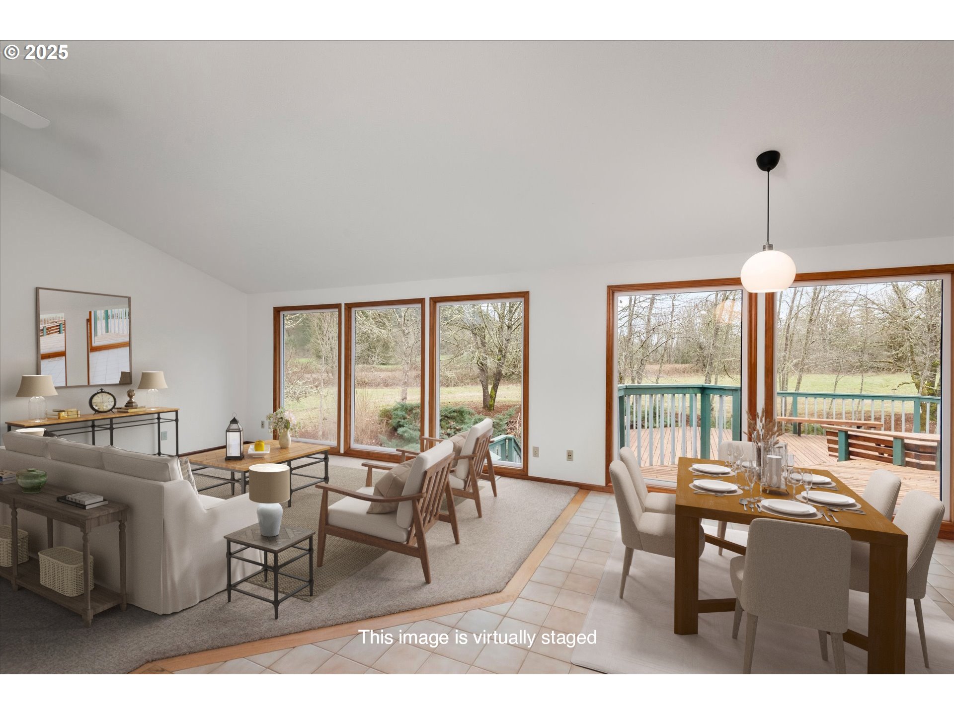 Cottage Grove, Oregon 97424, United States, 3 Bedrooms Bedrooms, ,3 BathroomsBathrooms,Residential,Active,15463