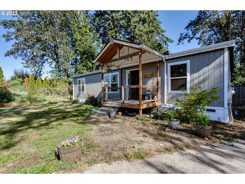 A home in Cottage Grove