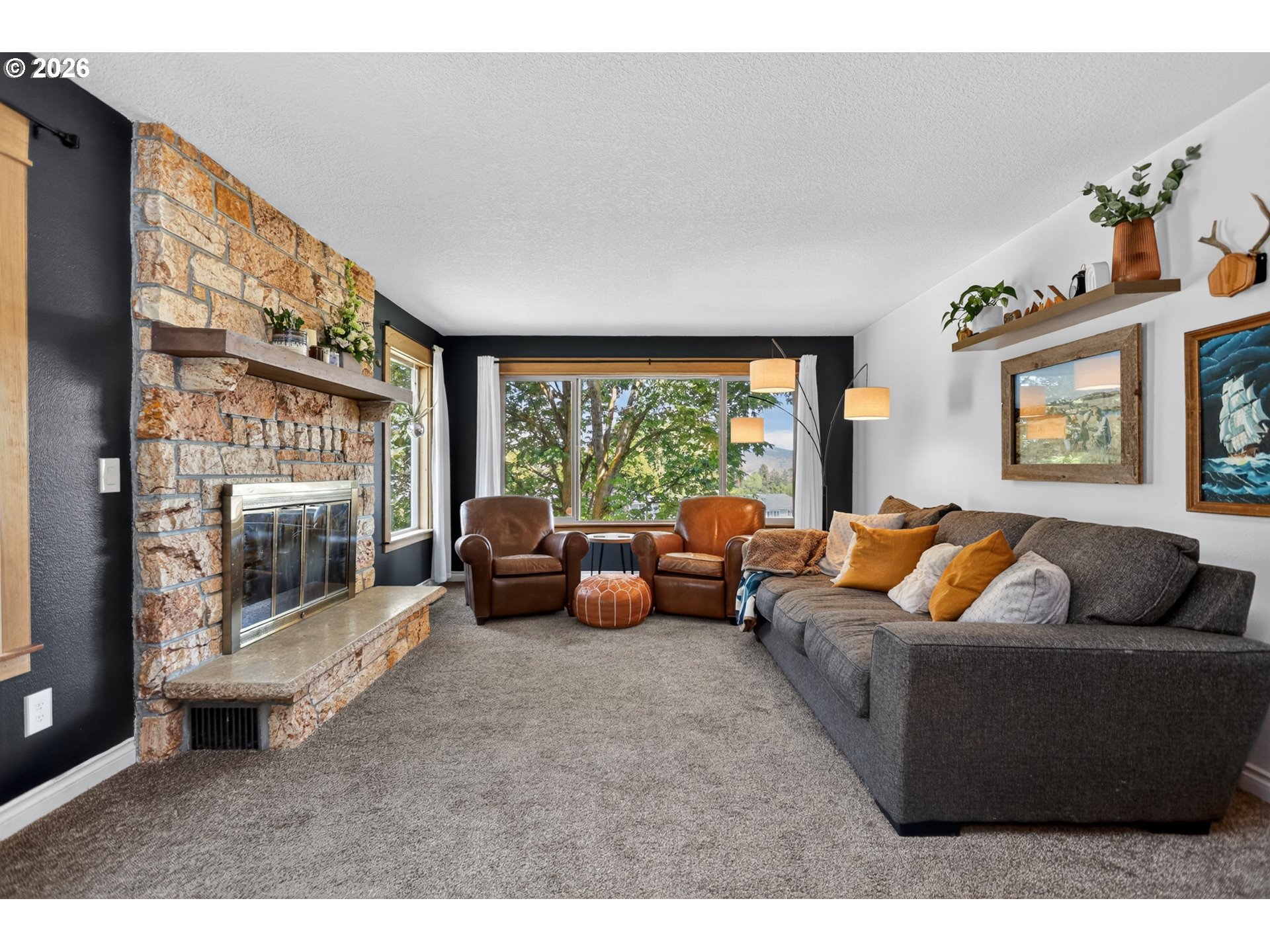 713 E 21ST PL