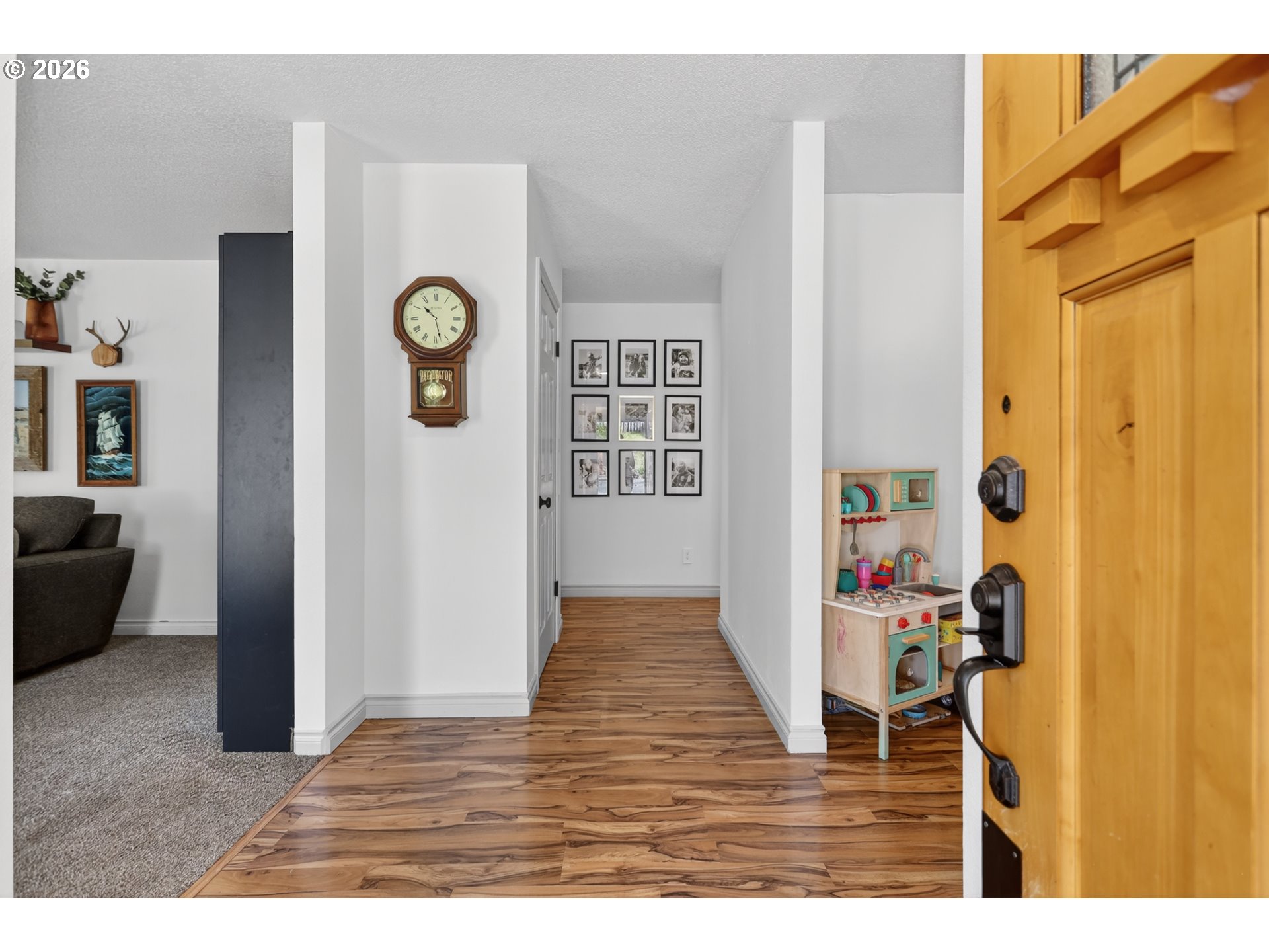 713 E 21ST PL