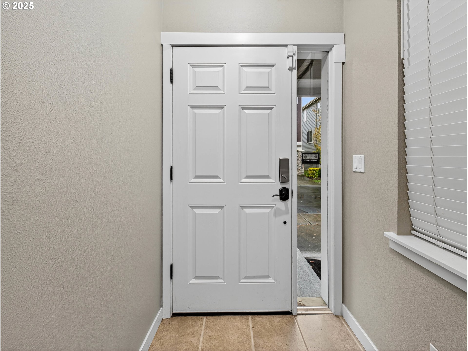 416 NE PATRICIA ANN PL