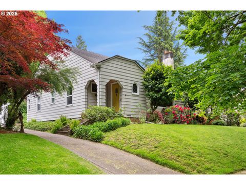 6116 SE 36TH AVE Portland OR 97202