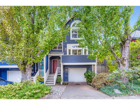 3614 S CORBETT AVE Portland OR 97239