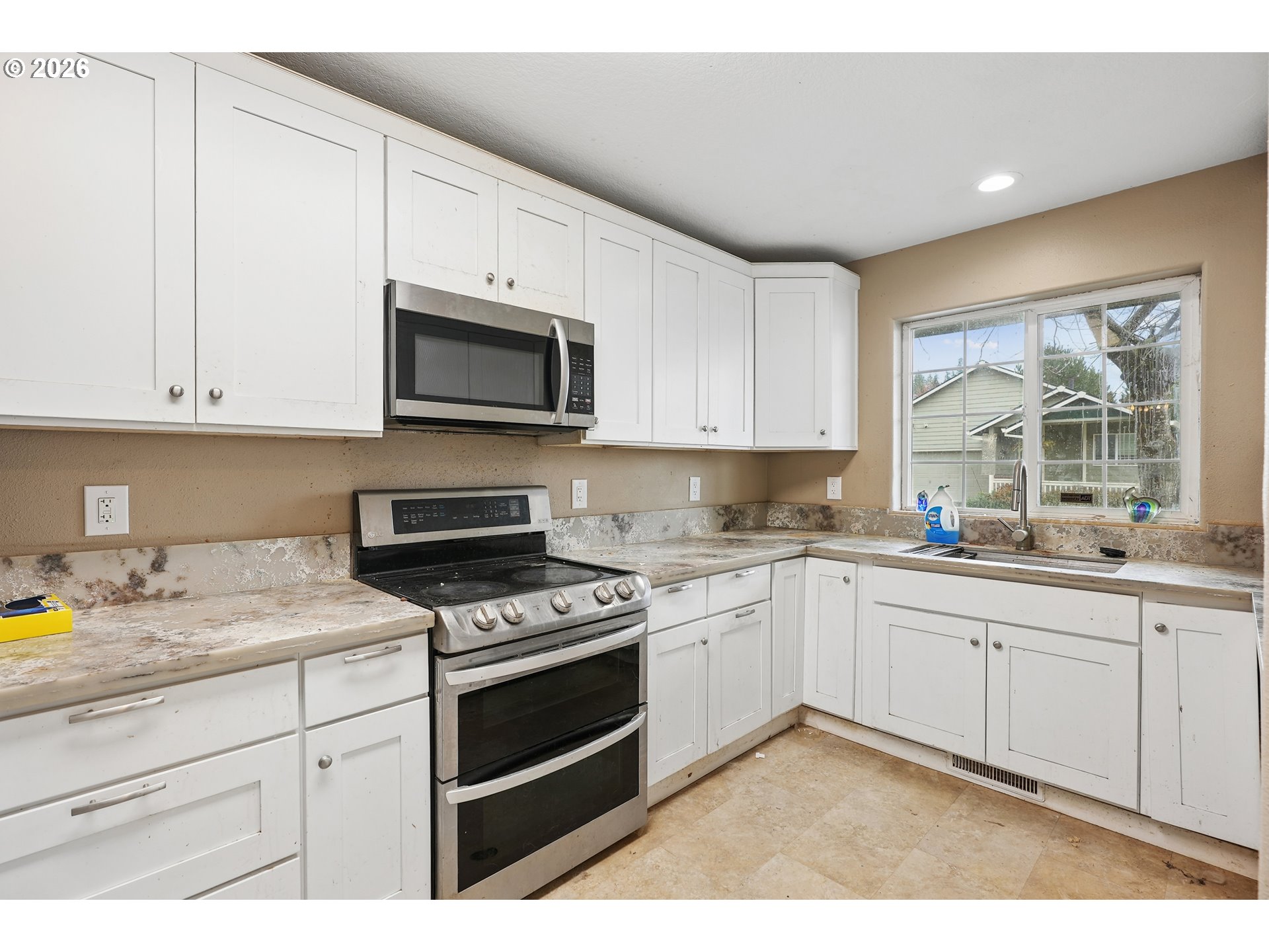 14098 SE SUMMERFIELD LOOP