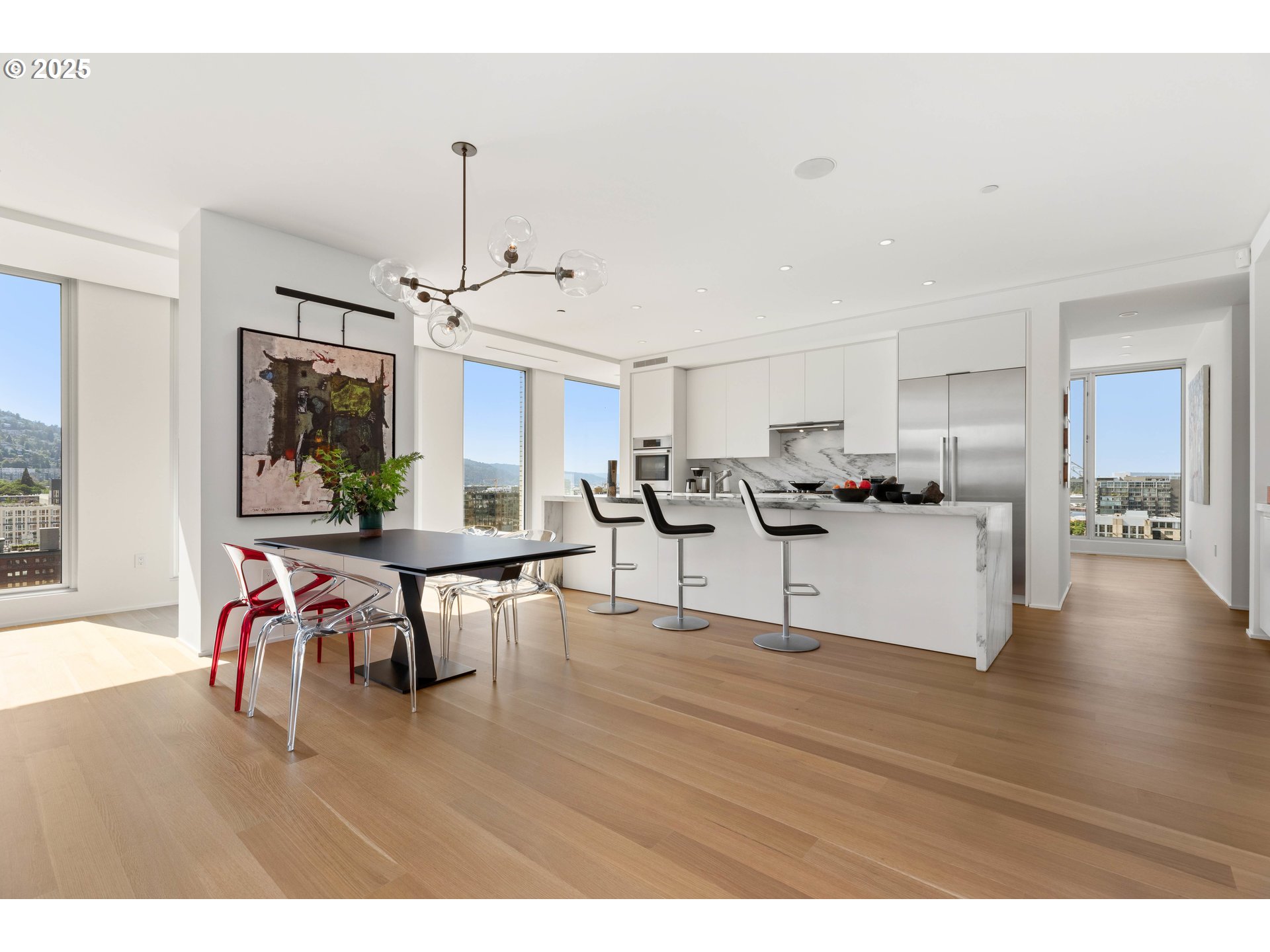 937 NW GLISAN ST 1630