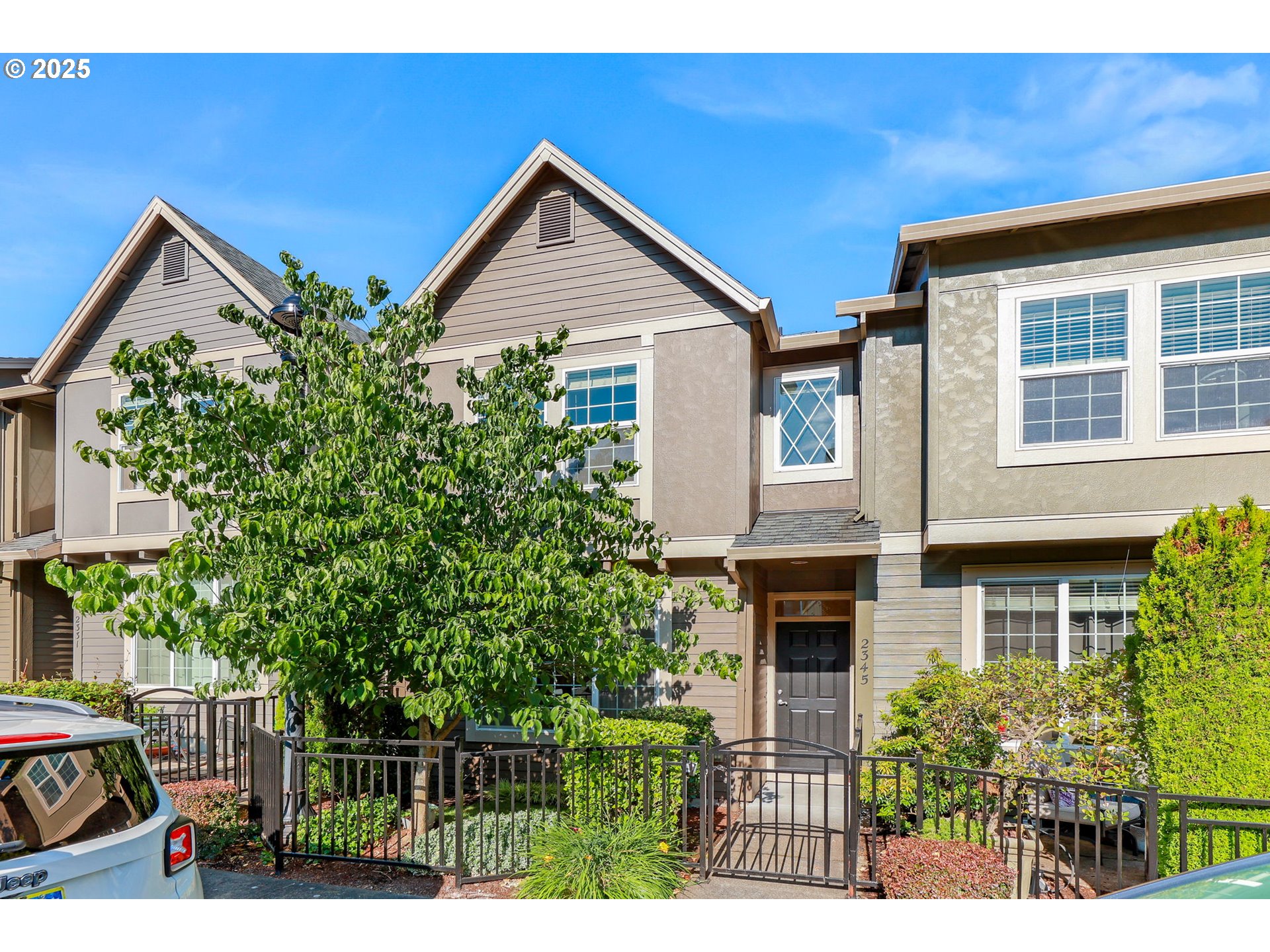 2345 NW OAK KNOLL PL