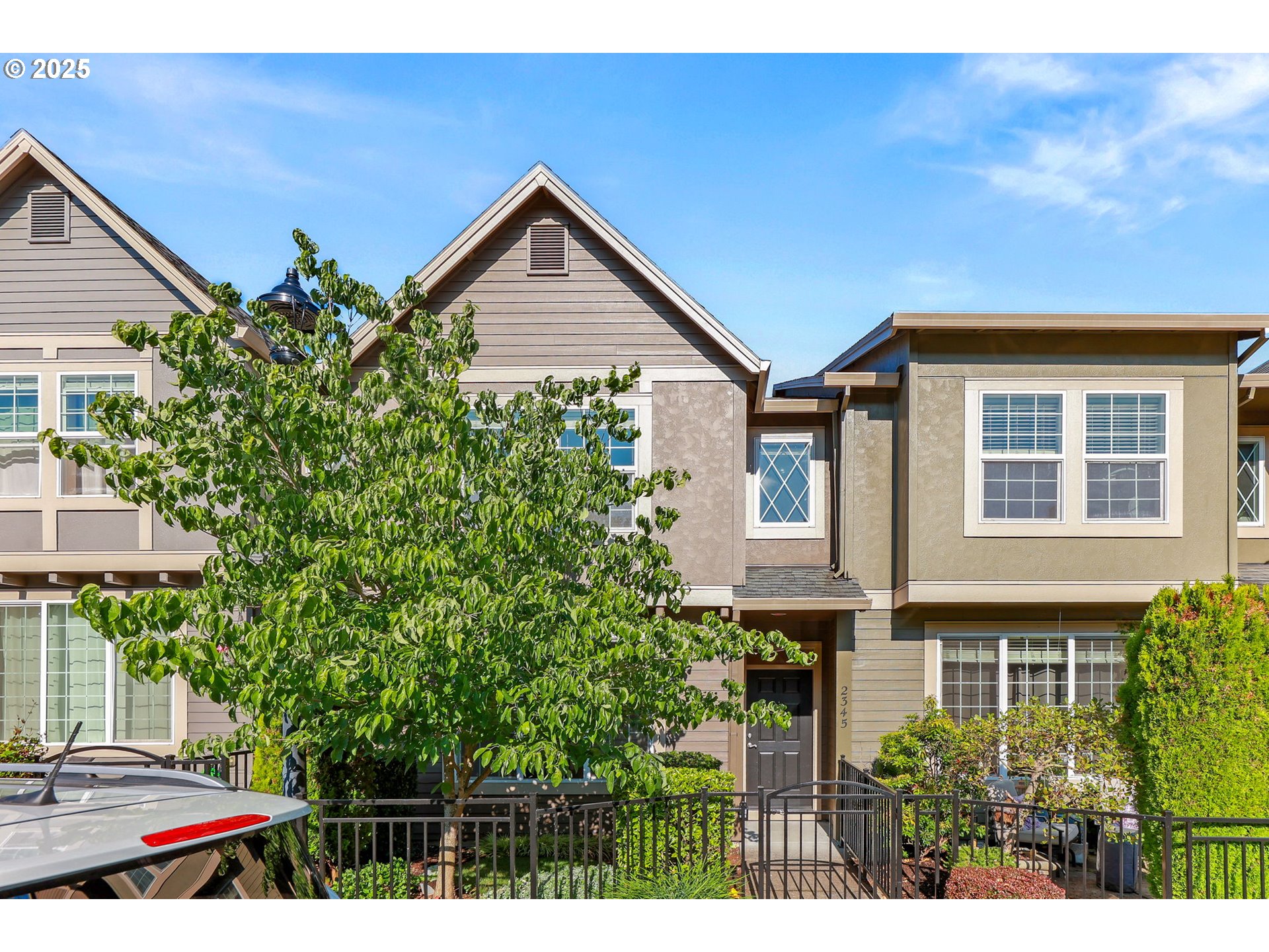 2345 NW OAK KNOLL PL