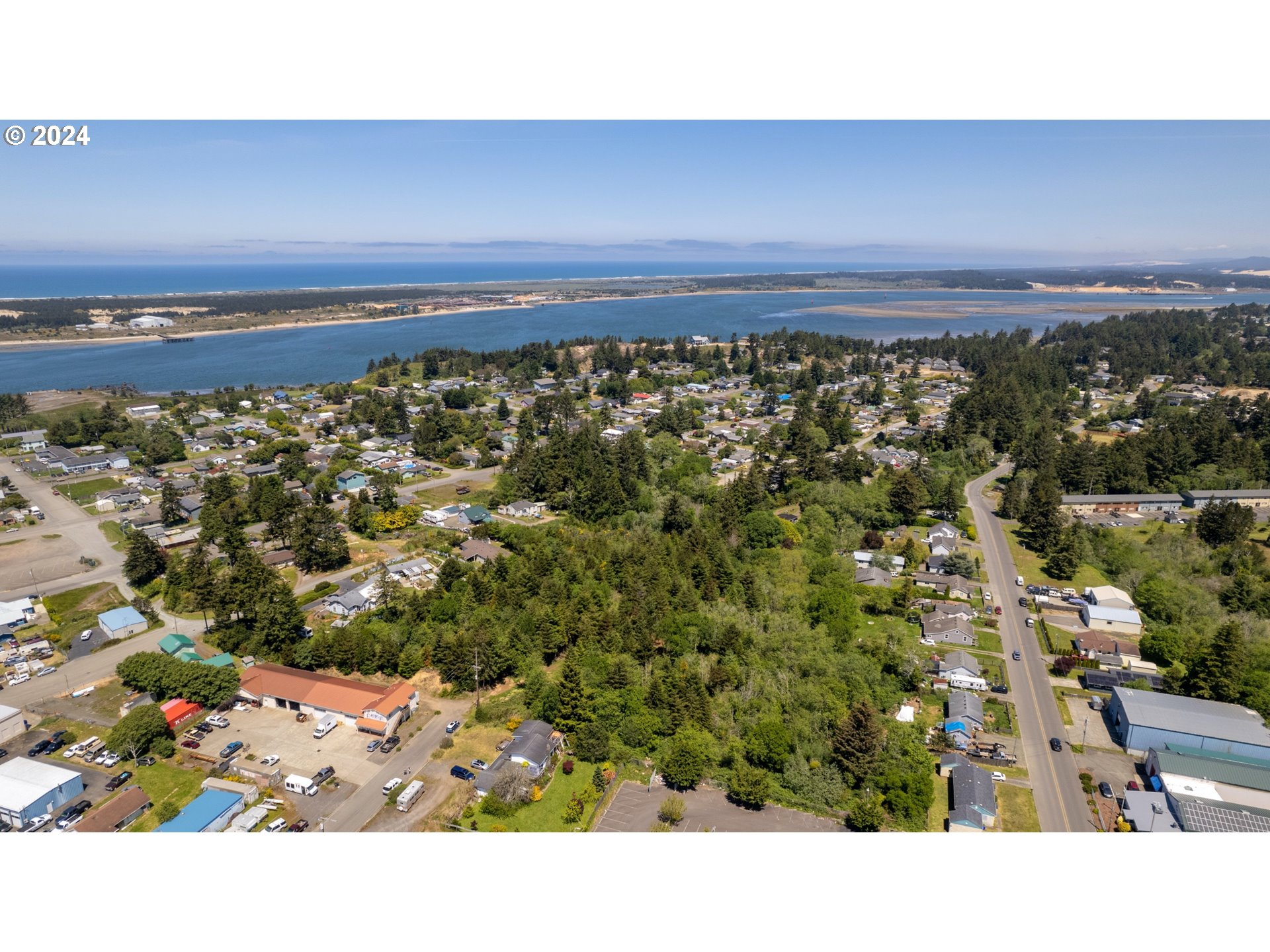 283 N MAIN ST
