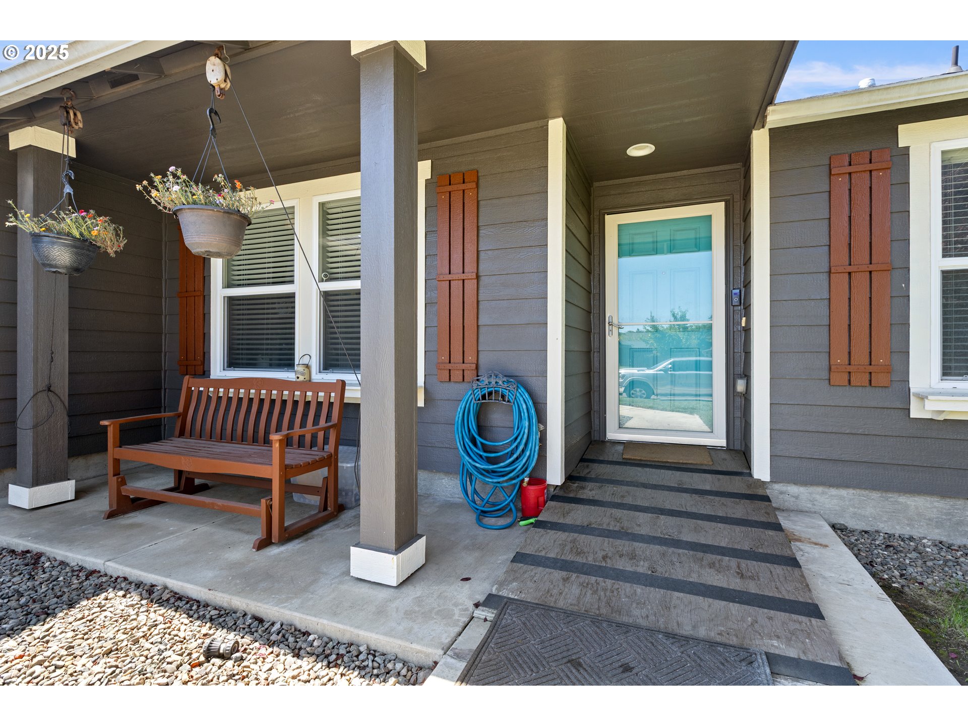 717 CALLAHAN DR