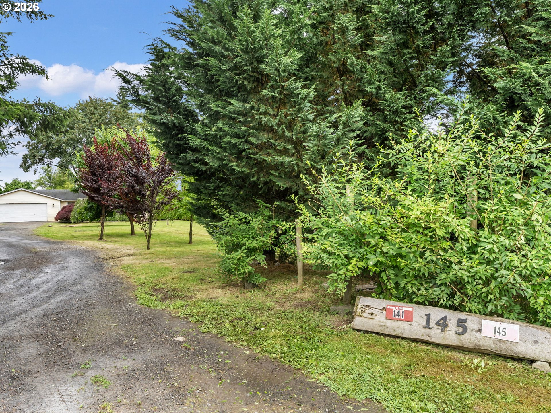 145 HAWK PRAIRIE DR