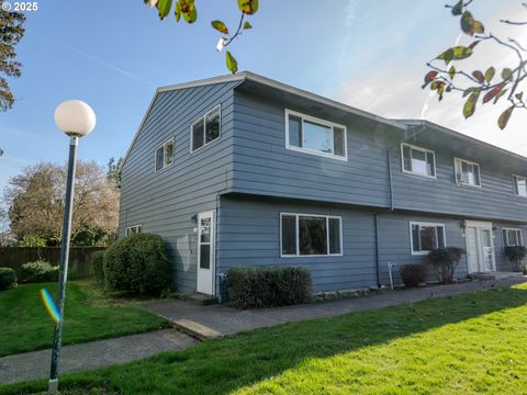 A home in Gresham