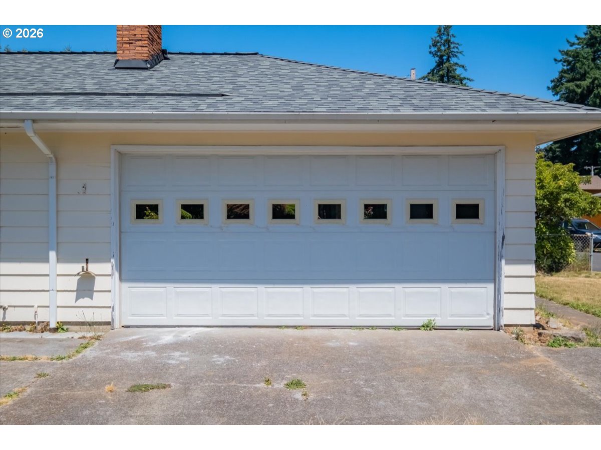18441 SE Clinton