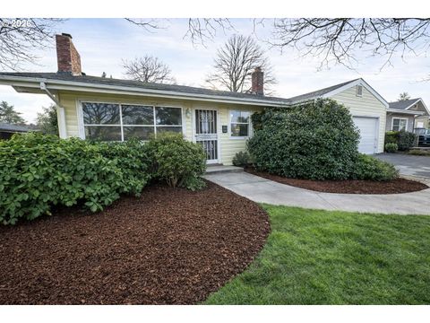 11942 NE SISKIYOU ST Portland OR 97220