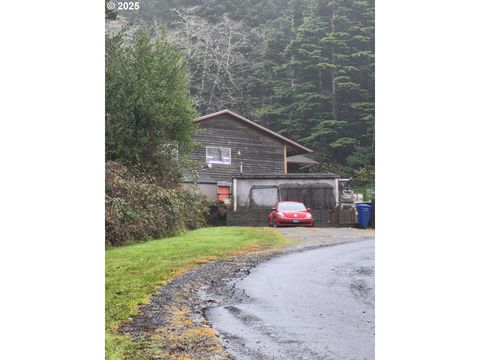 2740 SE HIGHWAY 101 Lincoln City OR 97367