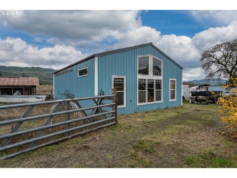 A home in Roseburg