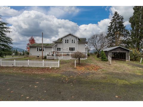 A home in Roseburg